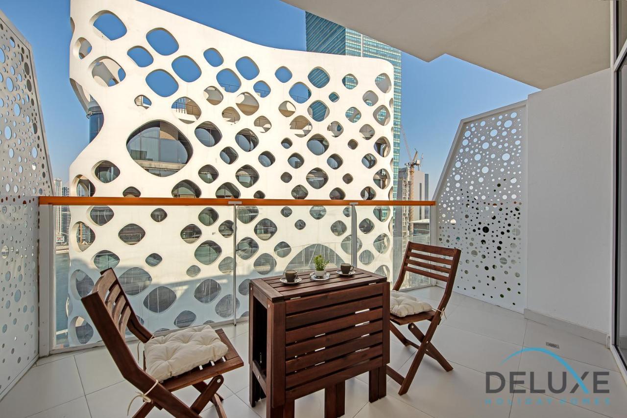 Intimate Studio At Millennium Binghatti Residence Business Bay By Deluxe Holiday Homes Dubái Exterior foto